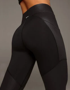 Michi Cosmic Gloss Pocket Legging-Black