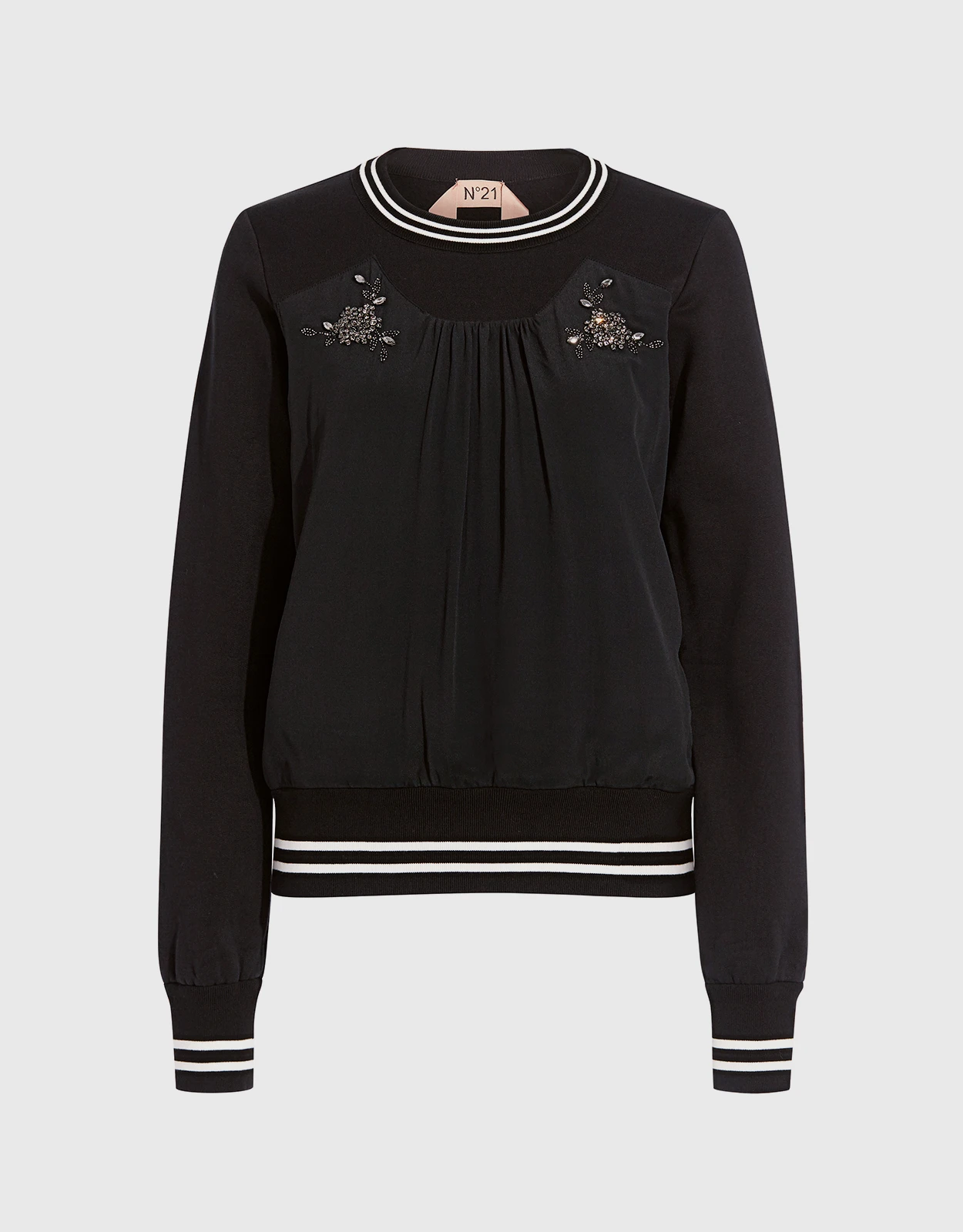 No.21 Flower Embellished Pleat Detail Sweatshirt 7 No.21 Flower Embellished Pleat Detail Sweatshirt - Image 5
