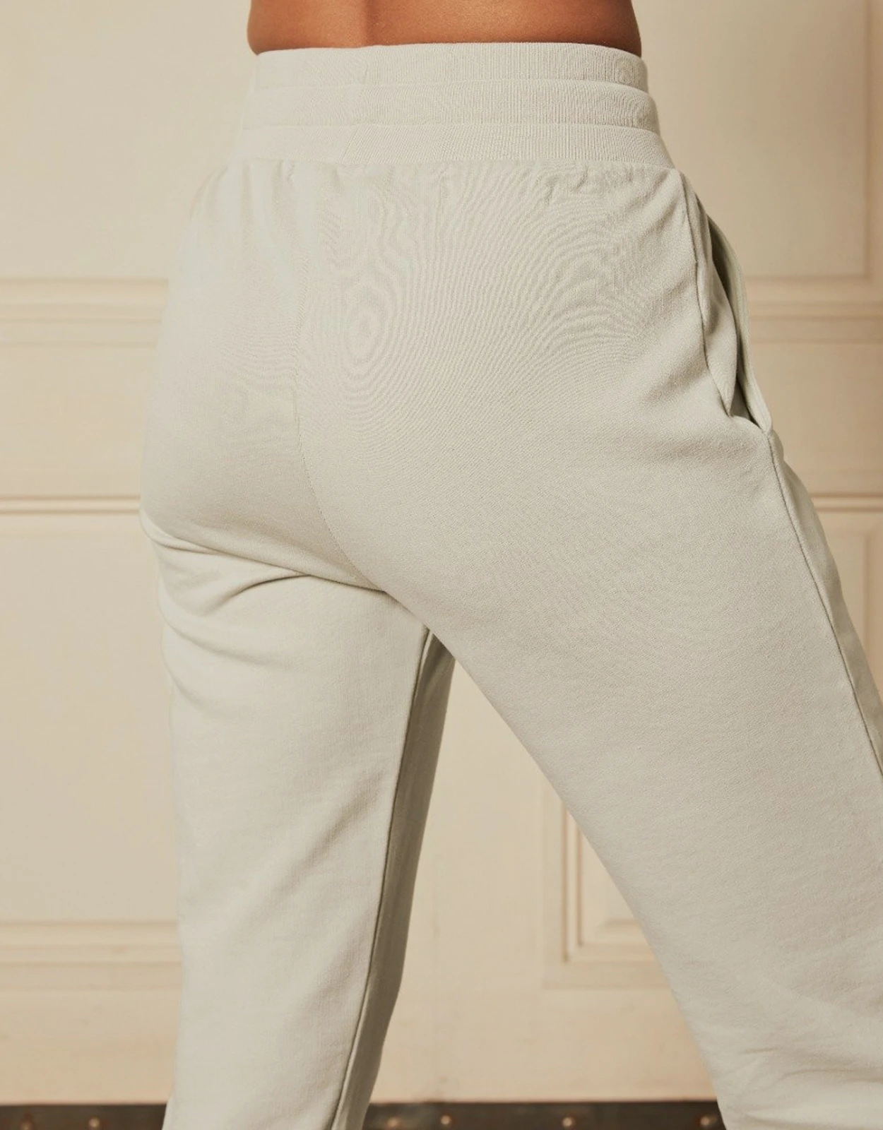 Boyish Jeans The Paul Tapered Sweatpants-Pearl Grey 3 Boyish Jeans The Paul Tapered Sweatpants-Pearl Grey