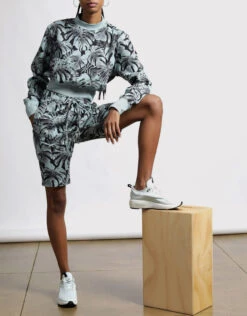 Twenty Montreal Monstera Hyper Reality Cropped Knit Sweatshirt -Gani Clothing Shop 824521