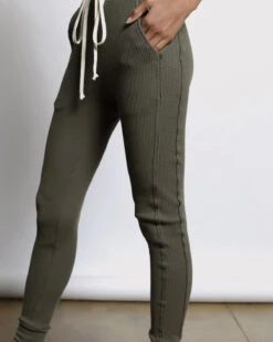 Twenty Montreal Everest Thermal Jogger Legging