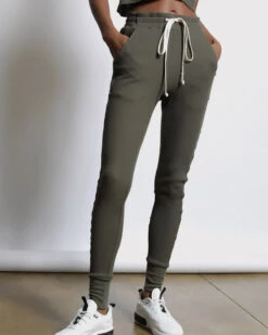 Twenty Montreal Everest Thermal Jogger Legging -Gani Clothing Shop 826218