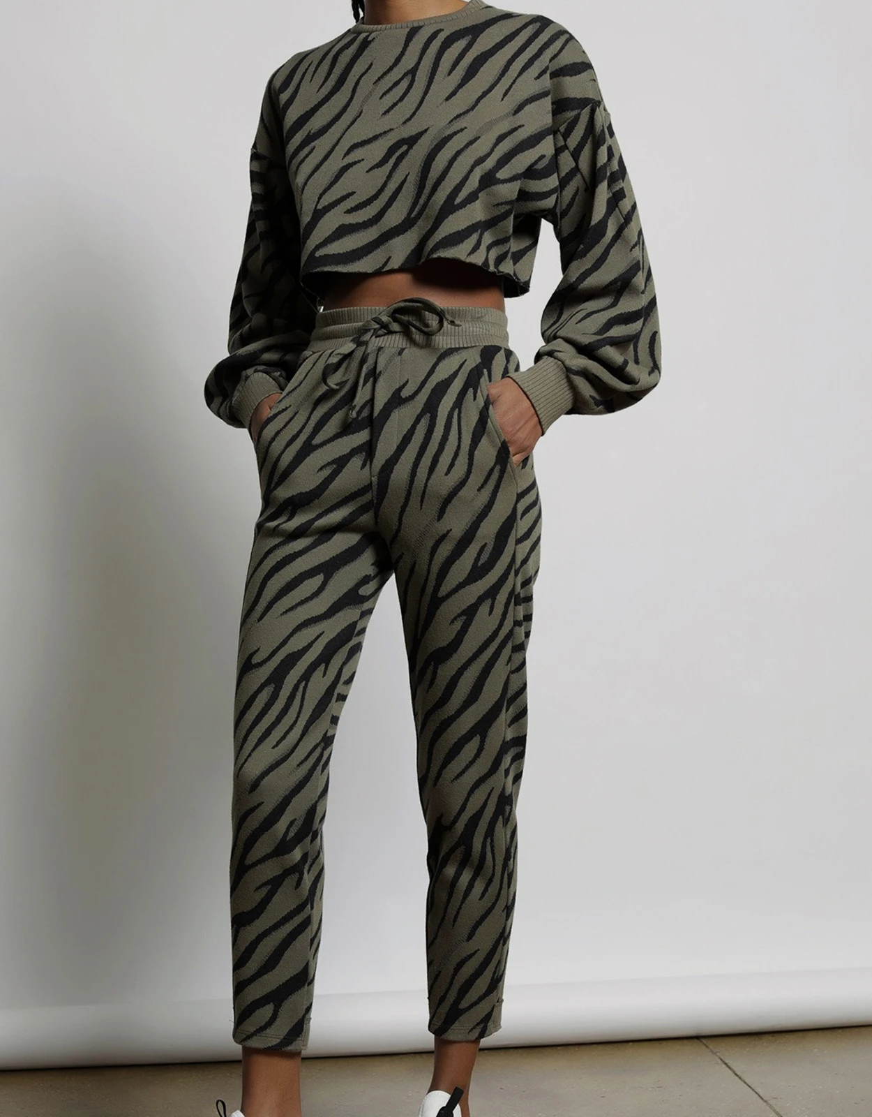 Twenty Montreal Bali Tiger Hyper Reality Knit Balloon Sleeve Cropped Top 6 Twenty Montreal Bali Tiger Hyper Reality Knit Balloon Sleeve Cropped Top - Image 4